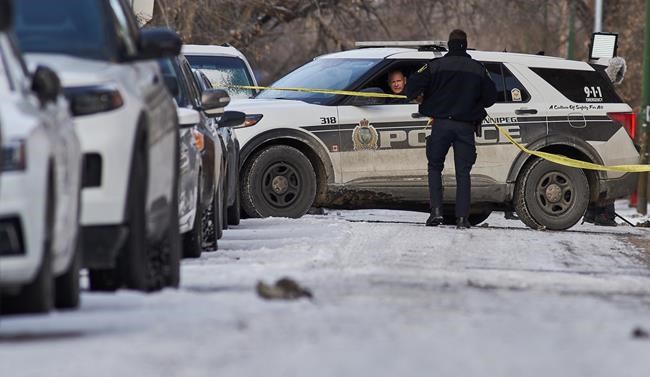 Police say three dead, two injured in shooting in downtown Winnipeg | iNFOnews.ca Police say three dead, two injured in shooting in downtown Winnipeg | iNFOnews.ca