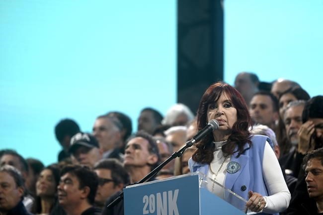 Corruption case reopened against Argentina's Vice President Fernández, adding to her legal woes | iNFOnews.ca