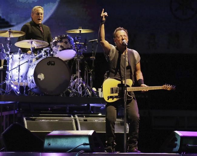 Springsteen drummer Max Weinberg says vintage car restorer stole $125,000 from him | iNFOnews.ca