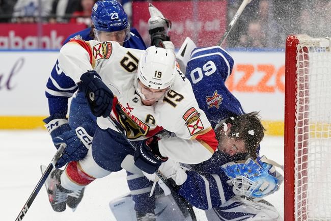 'Never seen that before': Maple Leafs down Panthers 2-1 after wild shootout finish | iNFOnews.ca