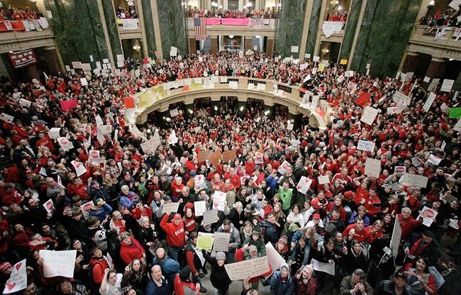 Unions in Wisconsin sue to reverse collective bargaining restrictions on teachers, others | iNFOnews.ca Unions in Wisconsin sue to reverse collective bargaining restrictions on teachers, others | iNFOnews.ca