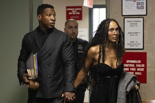 Jonathan Majors assault trial starts with competing versions of a backseat confrontation | iNFOnews.ca