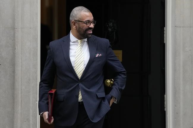 UK unveils tough new rules designed to cut immigrant numbers | iNFOnews.ca UK unveils tough new rules designed to cut immigrant numbers | iNFOnews.ca