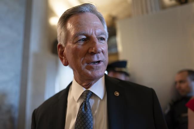 Senate approves hundreds of military promotions after Republican senator ends blockade of nominees | iNFOnews.ca Senate approves hundreds of military promotions after Republican senator ends blockade of nominees | iNFOnews.ca