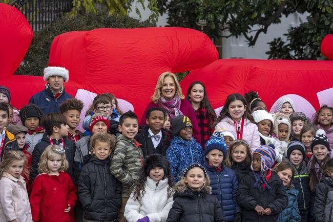 Jill Biden and military kids sort toys the White House donated to the Marine Corps Reserve program | iNFOnews.ca Jill Biden and military kids sort toys the White House donated to the Marine Corps Reserve program | iNFOnews.ca