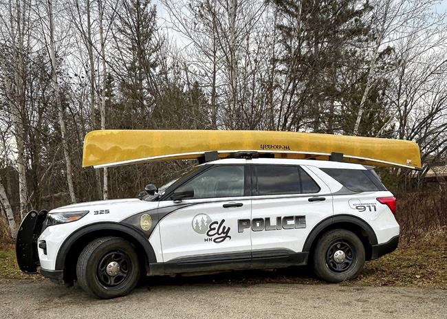 A small police department in Minnesota's north woods offers free canoes to help recruit new officers | iNFOnews.ca