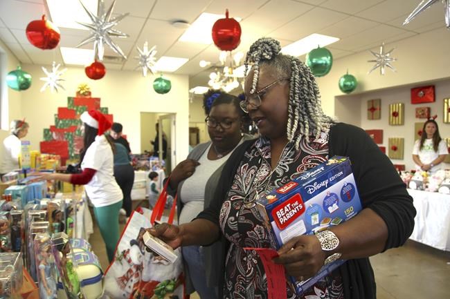 Free toy store in Nashville gives families the dignity of choice while shopping for holiday gifts | iNFOnews.ca Free toy store in Nashville gives families the dignity of choice while shopping for holiday gifts | iNFOnews.ca