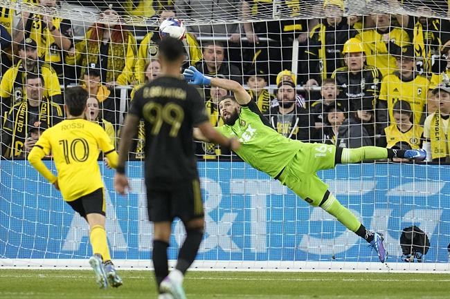 Crew win third MLS Cup with 2-1 win over LAFC 2-1 | iNFOnews.ca