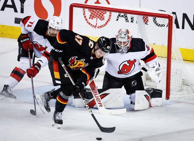 Hischier scores twice as visiting New Jersey Devils top Calgary Flames 4-2 | iNFOnews.ca