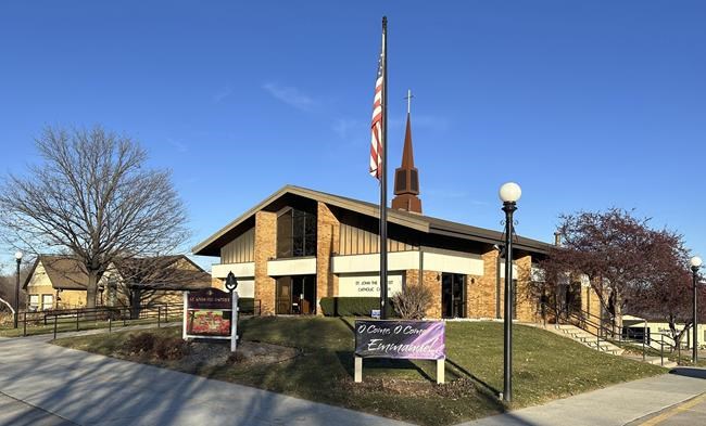 As few details are released, fatal stabbing of Catholic priest rocks small Nebraska community | iNFOnews.ca