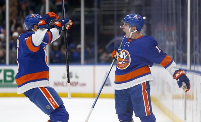 Horvat scores in OT as Islanders beat Maple Leafs 4-3 | iNFOnews.ca