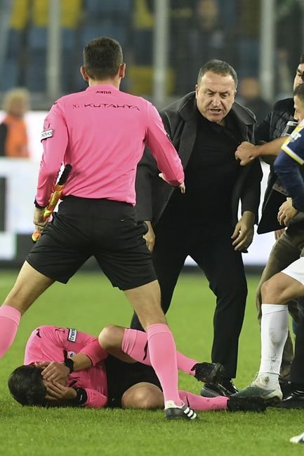 Turkish club president arrested and league games suspended after referee is punched at match | iNFOnews.ca