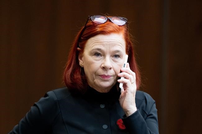 Minister mum on confidence in CBC head, says work to find successor begins next year | iNFOnews.ca Minister mum on confidence in CBC head, says work to find successor begins next year | iNFOnews.ca