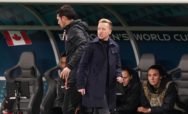 Canada coach not surprised by level of social media abuse directed at female players | iNFOnews.ca