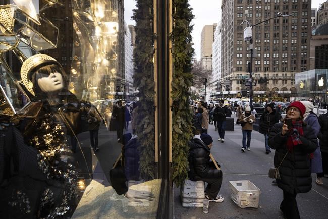 Retail sales rise 0.3% in November as Americans hit gas, not brakes on shopping, travel, restaurants | iNFOnews.ca