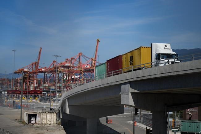 British Columbia sets tougher penalties for trucks that hit overpasses | iNFOnews.ca