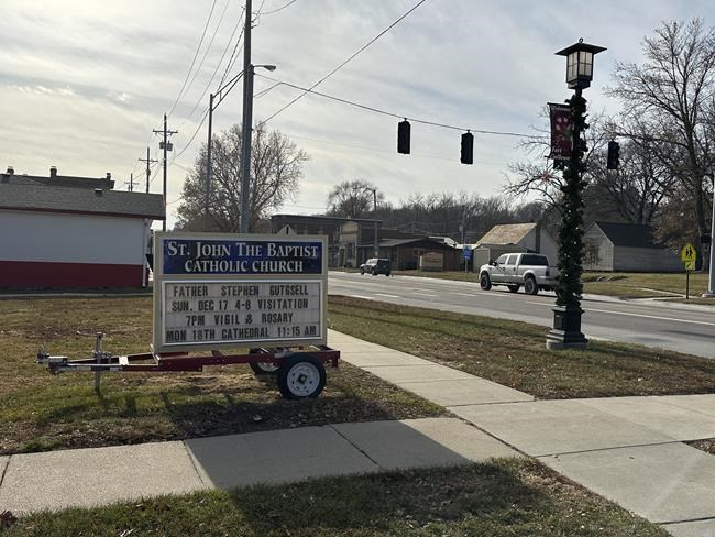 A woman shot with a crossbow and a priest stabbed in a rectory shake a small Nebraska town | iNFOnews.ca A woman shot with a crossbow and a priest stabbed in a rectory shake a small Nebraska town | iNFOnews.ca