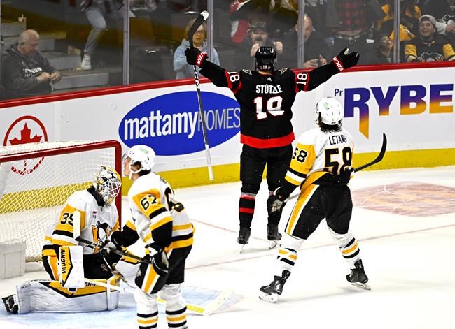 Stutzle scores in OT, Senators edge Penguins 5-4 | iNFOnews.ca