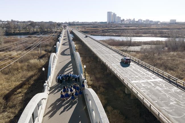 New migrants face fear and loneliness. A town on the Great Plains has a storied support network | iNFOnews.ca