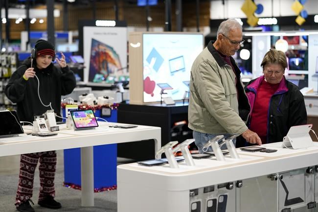 What stores are open and closed for New Year’s Eve 2023? See hours for Walmart, Target, CVS and more | iNFOnews.ca