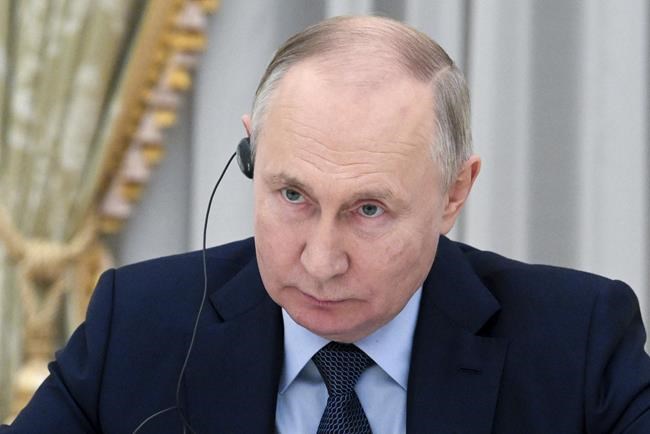 Putin lauds Russian unity in his New Year’s address as Ukraine war overshadows celebration | iNFOnews.ca Putin lauds Russian unity in his New Year’s address as Ukraine war overshadows celebration | iNFOnews.ca
