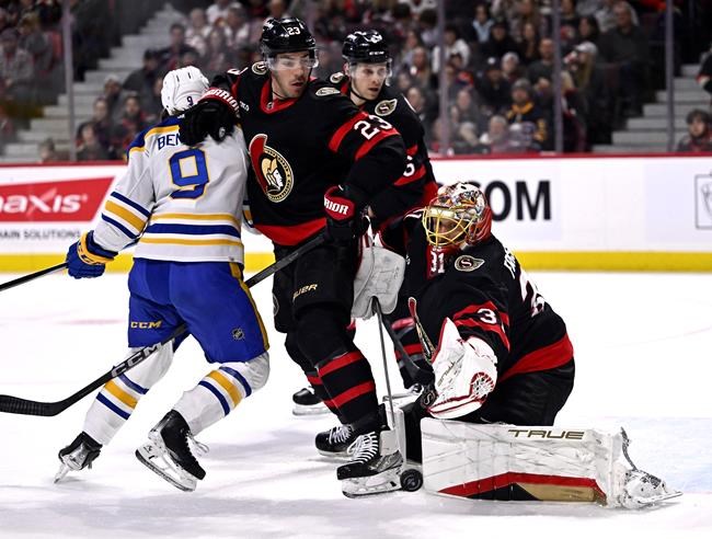 Forsberg helps Senators scorch Sabres 5-1 | iNFOnews.ca