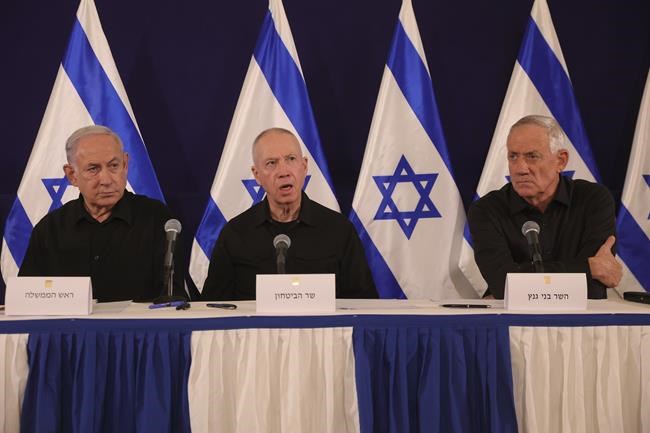 After tumbling in polls, Netanyahu clings to power and aims to improve political standing during war | iNFOnews.ca