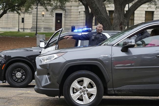 FBI calls bomb threats that led to brief lockdowns and evacuations of some state capitols a hoax | iNFOnews.ca