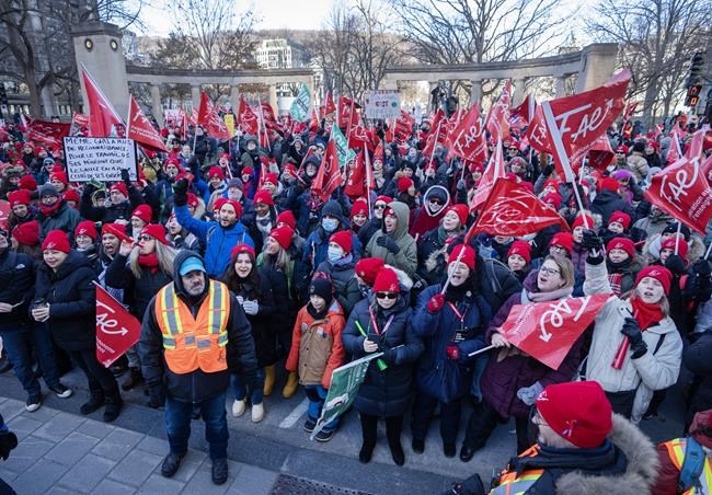 17.4 per cent raise over 5 years for Quebec's 'common front' public sector unions | iNFOnews.ca 17.4 per cent raise over 5 years for Quebec's 'common front' public sector unions | iNFOnews.ca