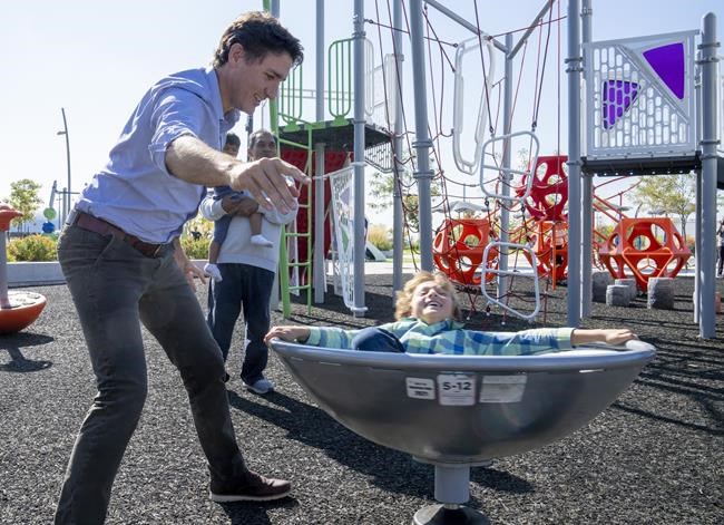 PMO clarifies Trudeau and family stayed 'at no cost' during vacation in Jamaica | iNFOnews.ca PMO clarifies Trudeau and family stayed 'at no cost' during vacation in Jamaica | iNFOnews.ca