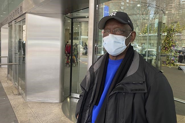 More hospitals are requiring masks as flu and COVID-19 cases surge | iNFOnews.ca More hospitals are requiring masks as flu and COVID-19 cases surge | iNFOnews.ca