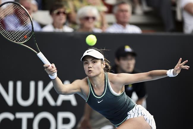 Gauff into Auckland quarterfinals. Raducanu out after falling in thriller to Svitolina | iNFOnews.ca Gauff into Auckland quarterfinals. Raducanu out after falling in thriller to Svitolina | iNFOnews.ca