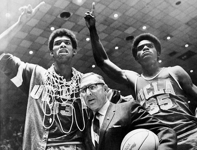 The AP Top 25 remains a college basketball mainstay after 75 years of evolution | iNFOnews.ca