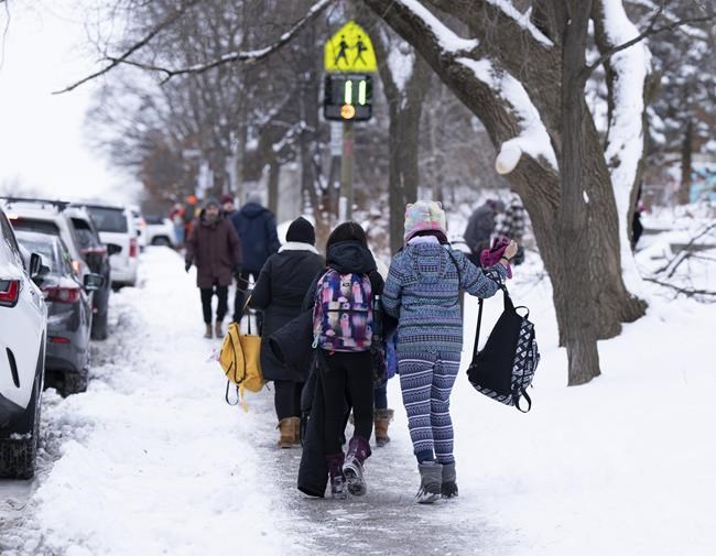 Quebec teachers strike: Parents pleased as kids return to school after nearly 7 weeks | iNFOnews.ca