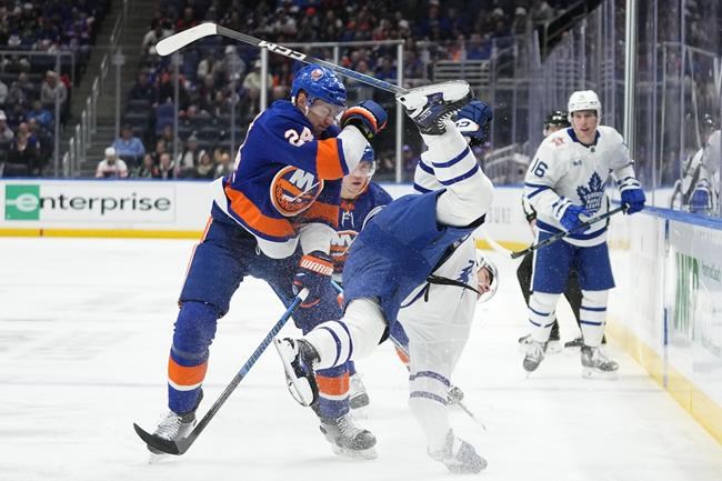 Mathew Barzal scores in OT to lift Islanders past Maple Leafs, 4-3 | iNFOnews.ca