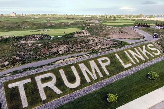 Sign bearing Trump's name removed from Bronx golf course as new management takes over | iNFOnews.ca
