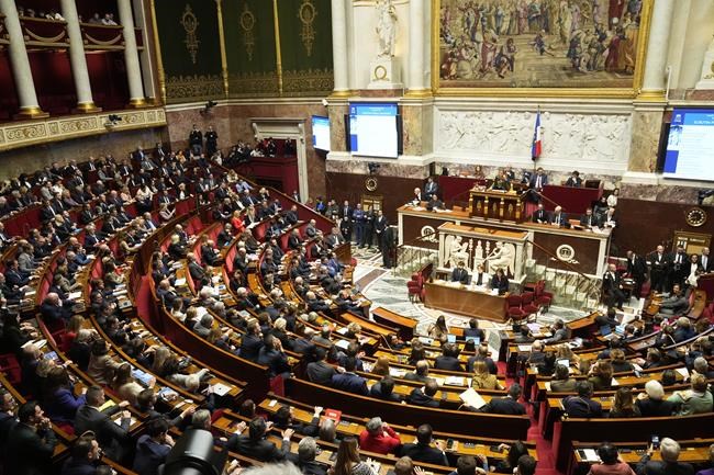 French lawmaker makes a striking comeback after accusing senator of drugging her to assault her | iNFOnews.ca French lawmaker makes a striking comeback after accusing senator of drugging her to assault her | iNFOnews.ca