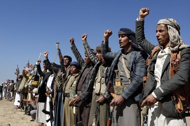 US Navy fighter jets strike Houthi missile launchers in Yemen, officials say | iNFOnews.ca