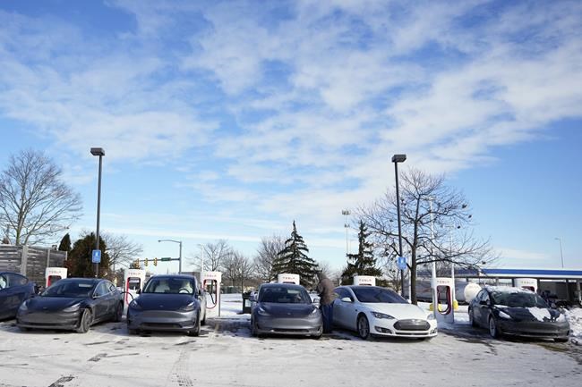 Frigid weather can cut electric vehicle range and make charging tough. Here's what you need to know | iNFOnews.ca Frigid weather can cut electric vehicle range and make charging tough. Here's what you need to know | iNFOnews.ca