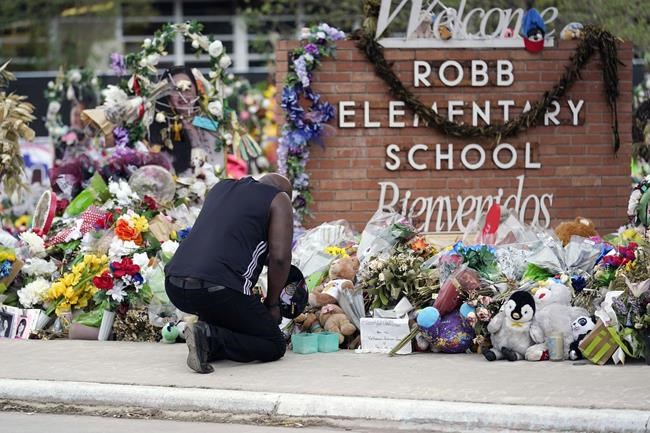 Texas prosecutor convenes grand jury to investigate Uvalde shooting, multiple media report | iNFOnews.ca Texas prosecutor convenes grand jury to investigate Uvalde shooting, multiple media report | iNFOnews.ca