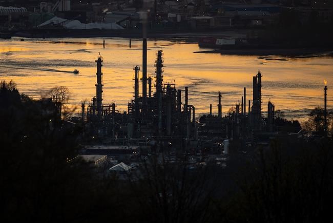 Metro Vancouver says stench from Burnaby refinery didn't breach air quality limits | iNFOnews.ca