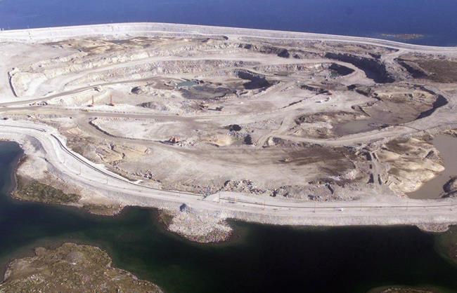 Rio Tinto says Diavik diamond mine employees were on crashed NWT plane | iNFOnews.ca Rio Tinto says Diavik diamond mine employees were on crashed NWT plane | iNFOnews.ca