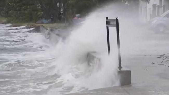 Storm hits Australia with strong winds and power outages, but weakens from cyclone to tropical storm | iNFOnews.ca Storm hits Australia with strong winds and power outages, but weakens from cyclone to tropical storm | iNFOnews.ca