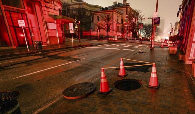 Underground fire and power outage in downtown Baltimore snarls commute and closes courthouses | iNFOnews.ca Underground fire and power outage in downtown Baltimore snarls commute and closes courthouses | iNFOnews.ca
