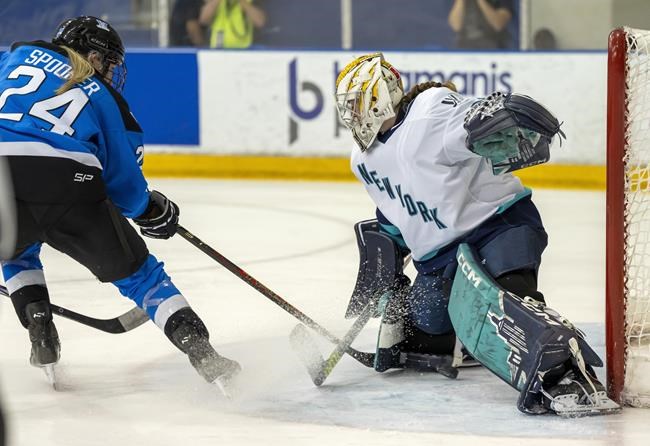 Spooner scores twice as Toronto downs New York 2-0 for first PWHL home victory | iNFOnews.ca