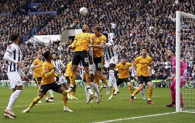 West Brom and Wolves soccer game stopped because of crowd trouble. FA launches investigation | iNFOnews.ca