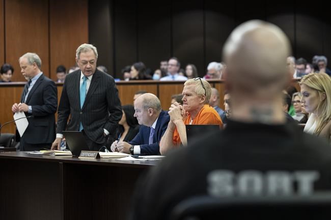 Alex Murdaugh is denied new double-murder trial after judge hears jury tampering allegations | iNFOnews.ca