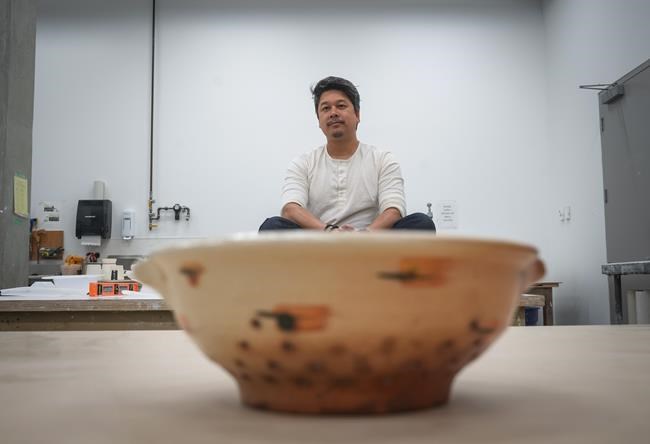 'Great Canadian Pottery Throw Down' promises triumphs, tears in competition series | iNFOnews.ca