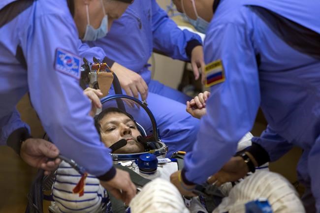 A Russian cosmonaut sets a new record for the most time in space | iNFOnews.ca