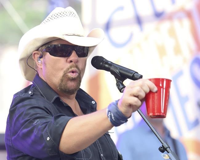 Fans raise a red Solo cup to honor Toby Keith, who immortalized the humble cup in song | iNFOnews.ca Fans raise a red Solo cup to honor Toby Keith, who immortalized the humble cup in song | iNFOnews.ca